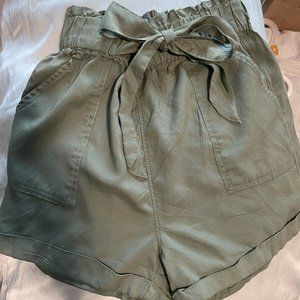 Women's Green Tie-front shorts